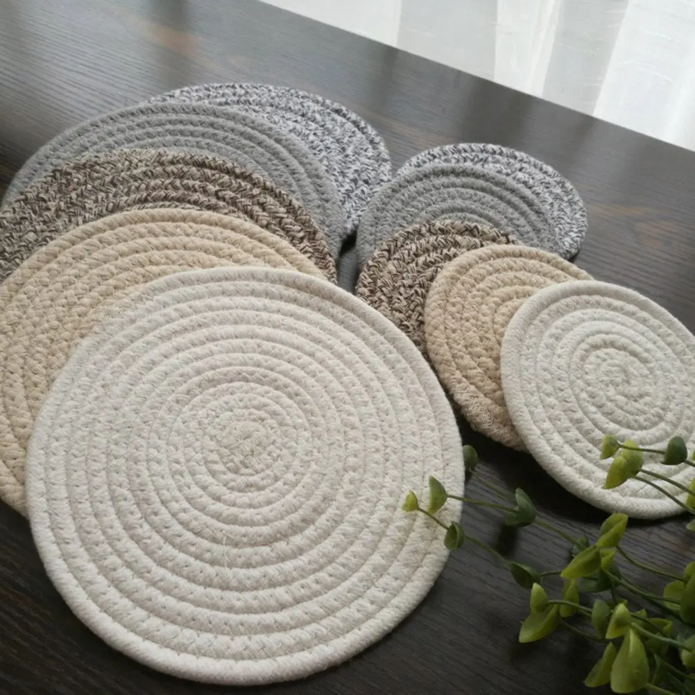 4Pcs Round Woven Braided Placemats Cotton Linen Table Protectors Elegant Roll Up Dish Coasters for Dining Table Birthday