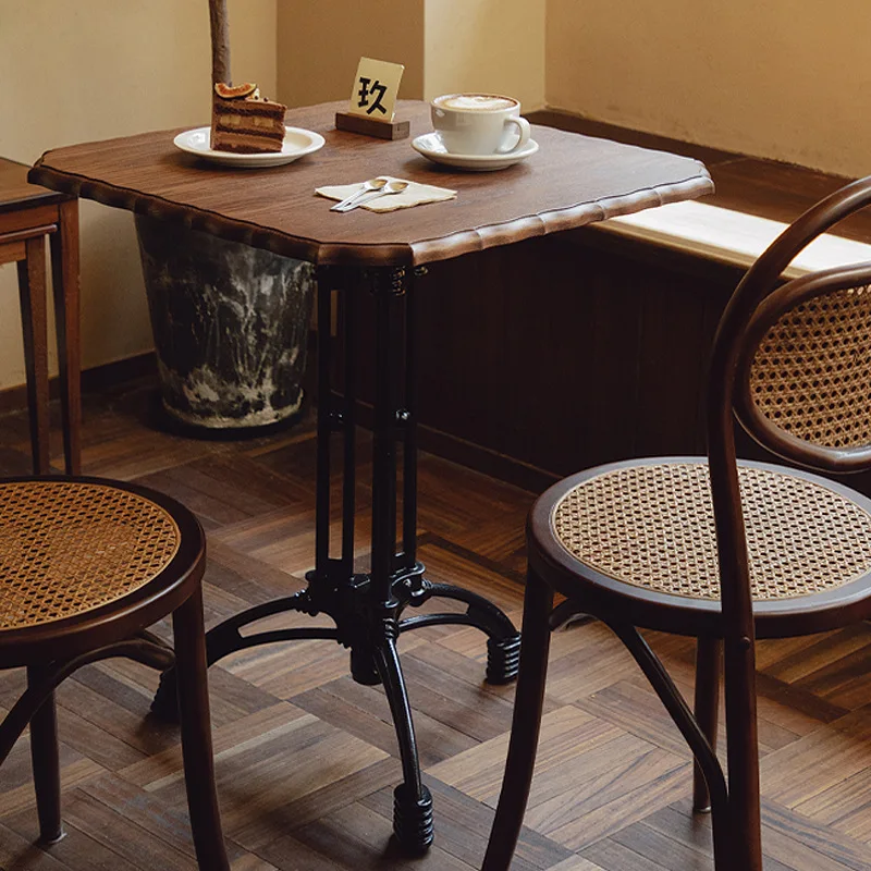 Postmodern Retro Nordic Solid Wood Round Table Small Apartment Square Dining Table And Chair Combination