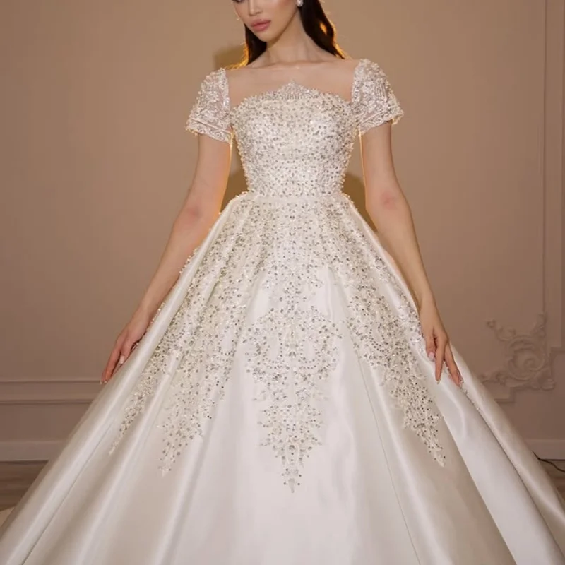 

Satin White Wedding Dresses off-shoulder The corset glitter decal Bridal Gowns A skirt multi-layer Made ﻿Customize