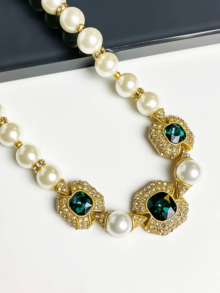 Luxury Green Pearl High Quality Jewelry Necklace - Perfect Gift for Fashionable Ladies