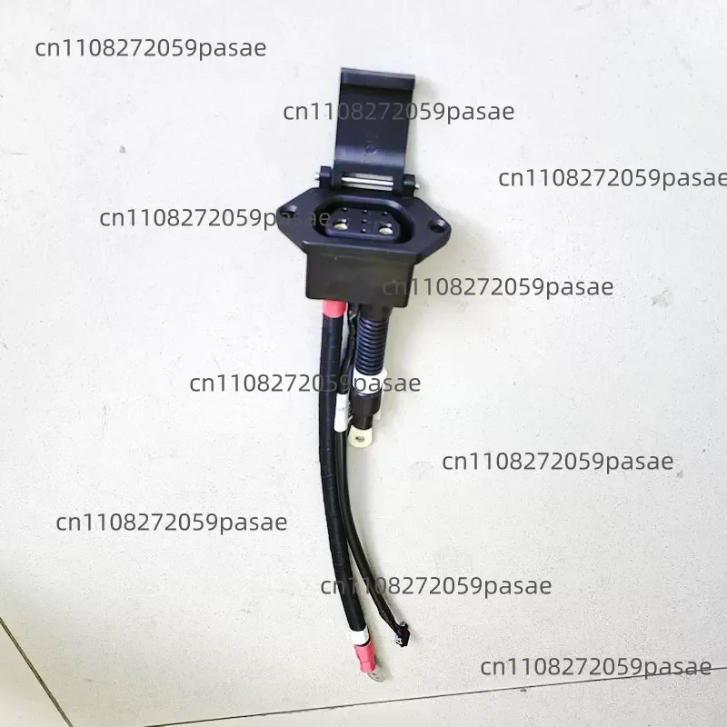 Charging Socket Plug for The Vehicle Body, Battery Pack Socket, Battery Connection Cable