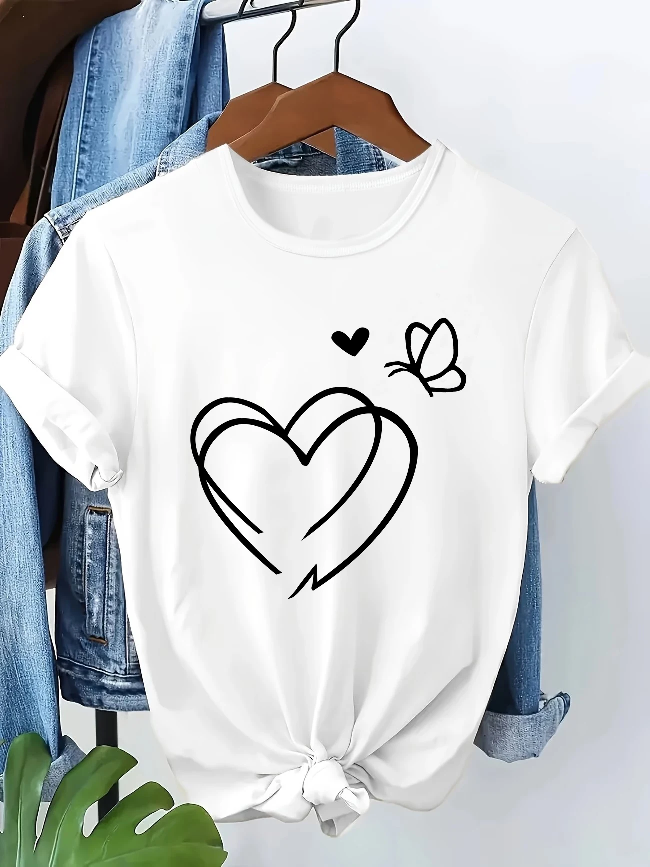 Retro Love Heart with Butterfly Cute Casual Y2k Fashion T-shirt Print Short Sleeve T Shirt Top Tee Summer Ladies Girls Shirt