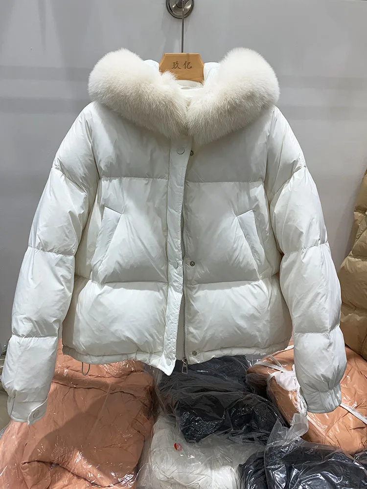 Vestes à capuche en duvet de canard blanc pour femmes, grand col en fourrure véritable, manteaux courts pour femmes, mode d\'hiver, 2023