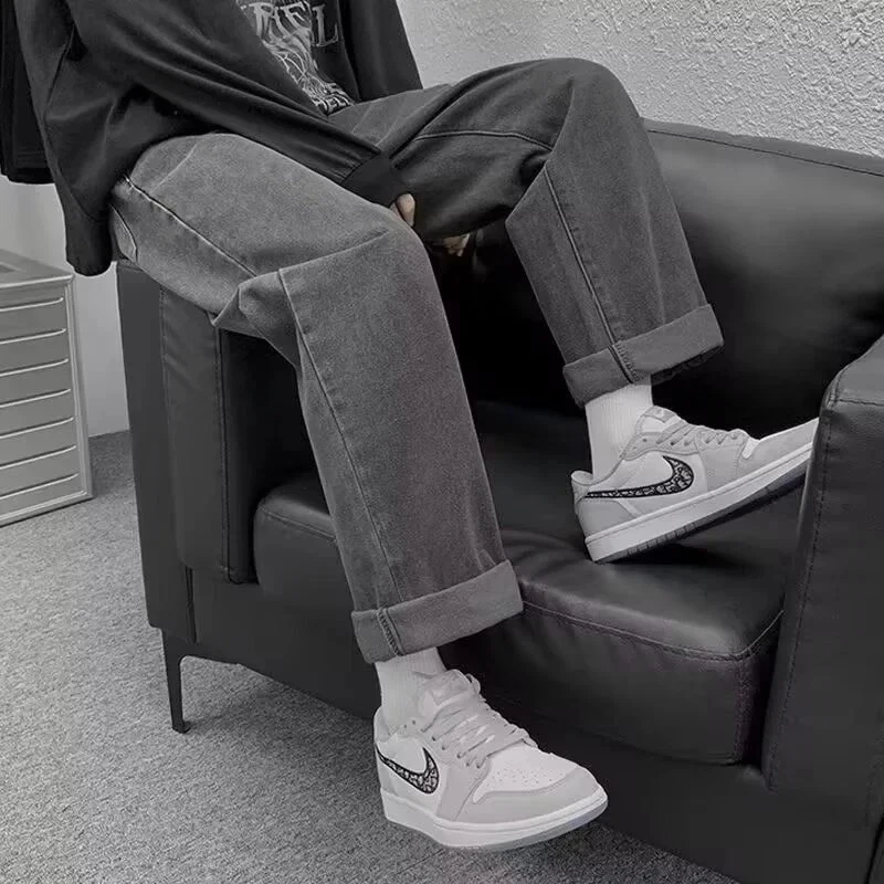 

Men New Fashion Baggy Casual Minimalist Jeans Men High Street Straight Leg Pants Slim Fit Youthful Vitality Vintage Trousers