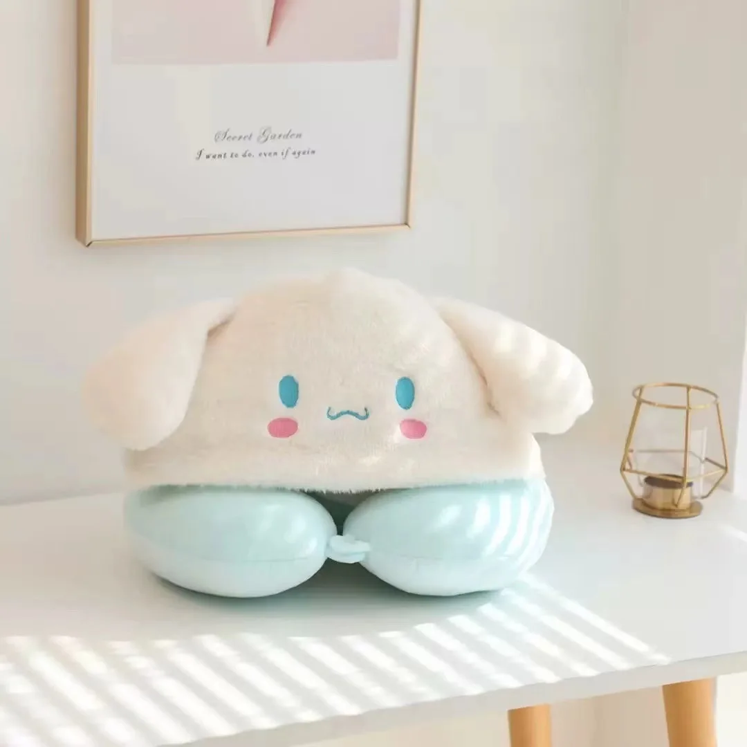 15cm Sanrio Pompompurin Kuromi Pochacco My Melod Canela animación periférica con capucha almohada en forma de U imprescindible para la oficina