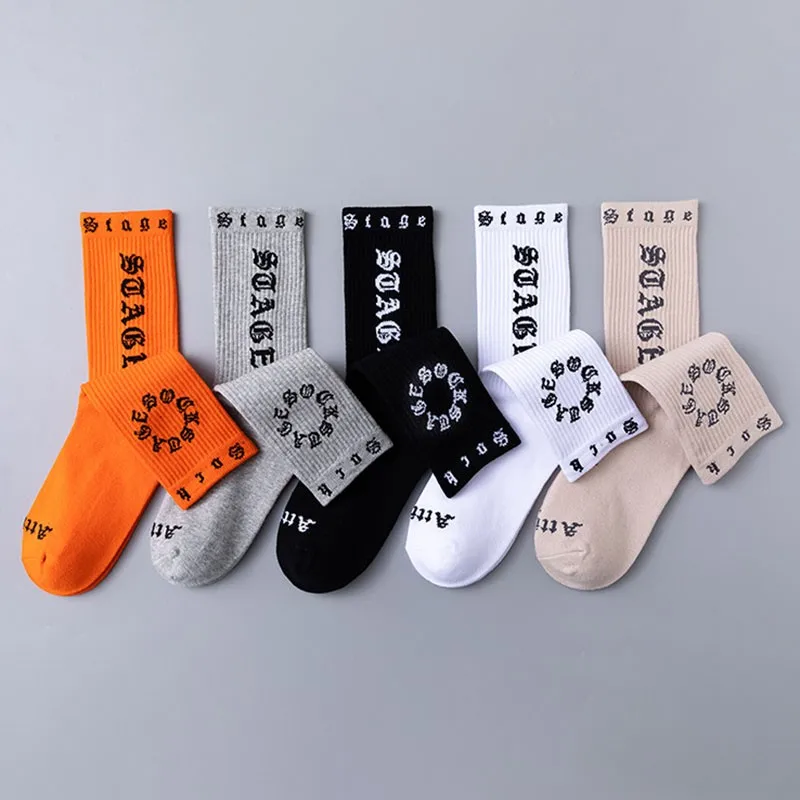 Original Socks Gothic Font Letter Printing Simple Fashion Trend INS Cool Hip Hop Style Men Women Middle Tube Socks V210