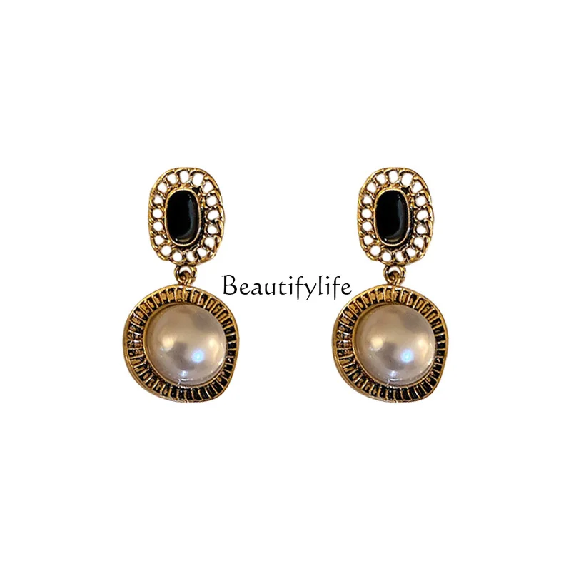 Retro Hong Kong style Hepburn pearl earrings autumn and winter temperament advanced atmospheric earrings