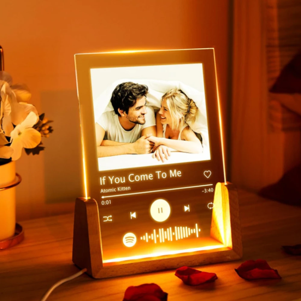 

Personalized Anniversary Gifts Customized LED Walnut Photo Frame with Pictures for Couple Boyfriend Girlfriend Sportify Plaque