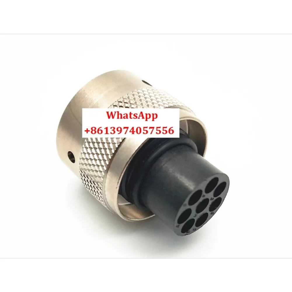 

BURNDY, SOURIAU, TRIM TRIO Round 8-pin plug UTG6128P UTG6128PN