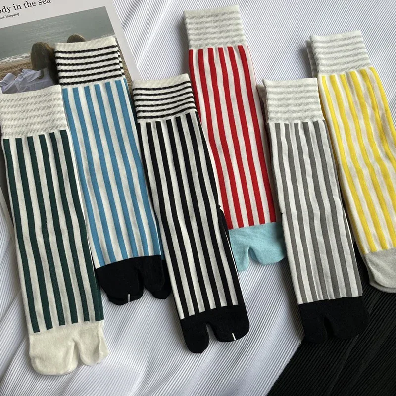 Bright Silk Ribbed Colored Vertical Stripes Retro Combed Cotton Split Toe Woman Socks Soft Two-Toed Japanese Women's Tabi Sox