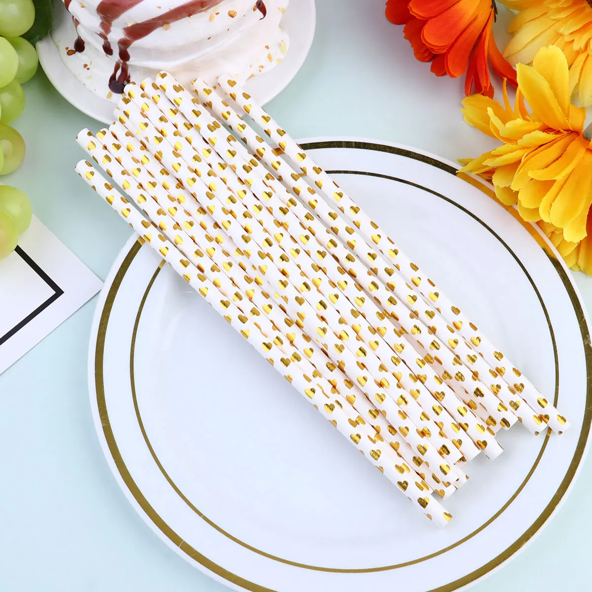 

100Pcs Gold Foil Heart Printed Paper Straws Environmentally Friendly Disposable Straws for Party Wedding Baby Shower Garden Tea