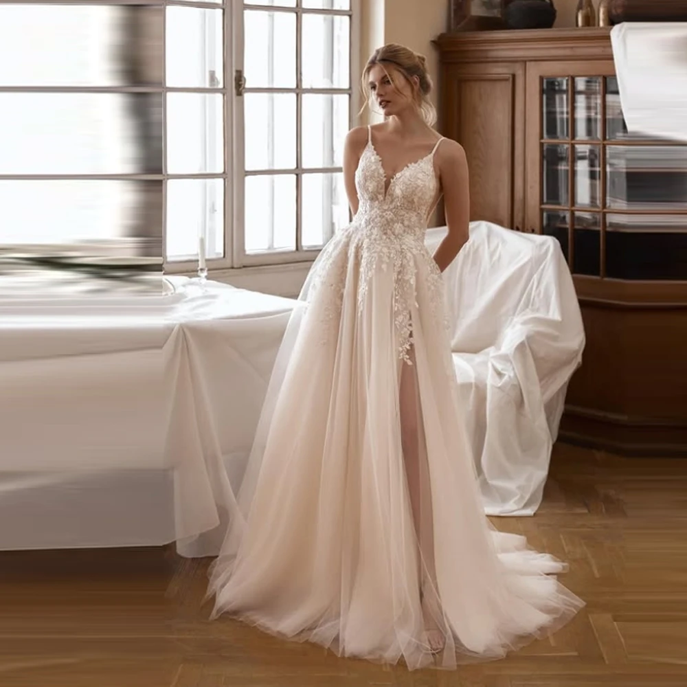 

Fascinating Women A-Line Wedding Dresses Sexy V-Neck Sleeveless Tulle Bridal Gowns Engagement Banquet Robes De Mariee Customized