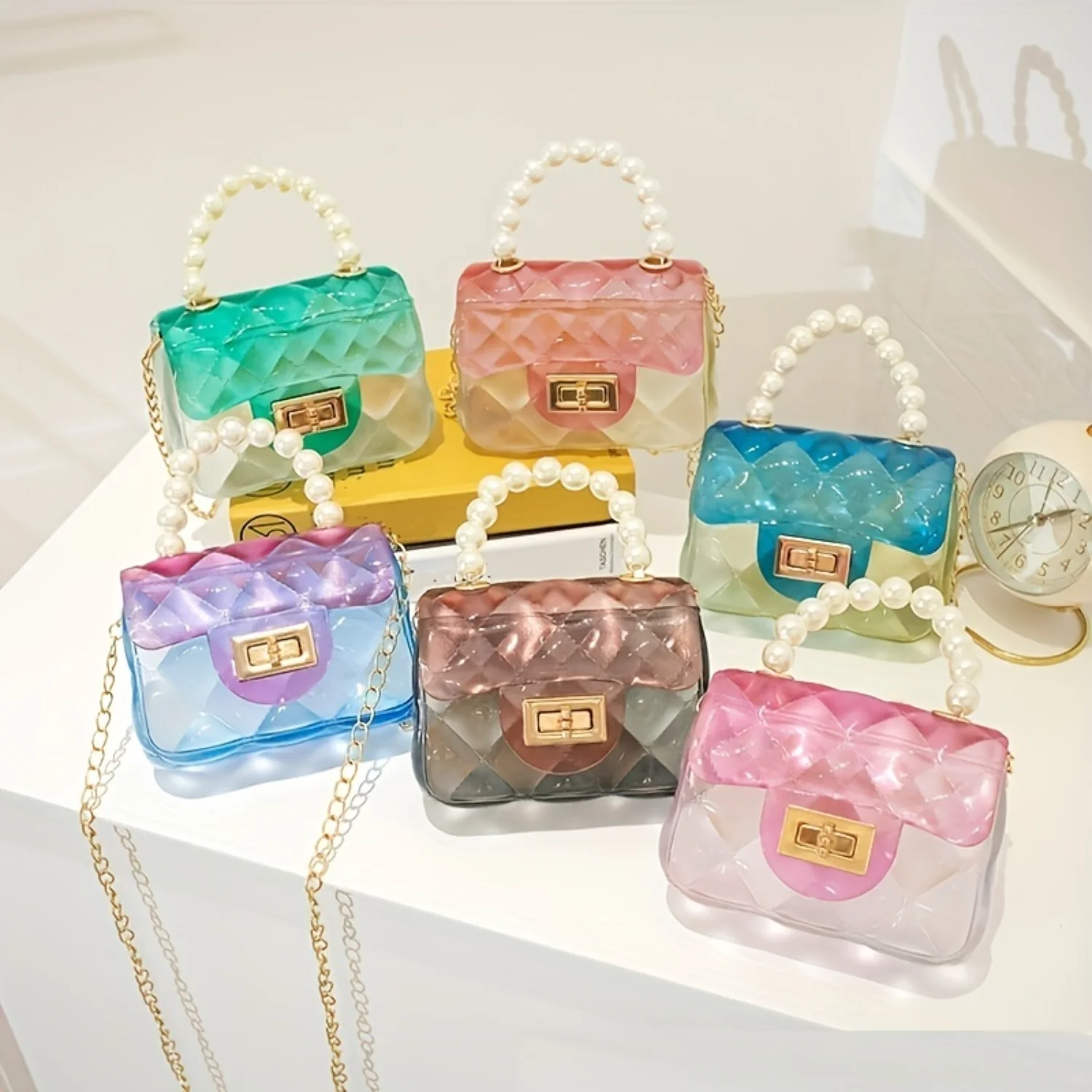 

Mini Pearl Metal Chain Crossbody Bag, Clear Lipstick Purse, Fashion Jelly Bag