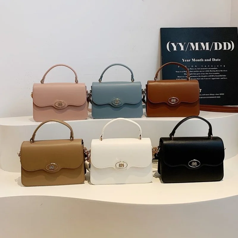 

Luxury Minimalist Crossbody Bag For Women - Vintage Elegant Leather Handbag With Letter Logo Designer Tote Messenger Purse