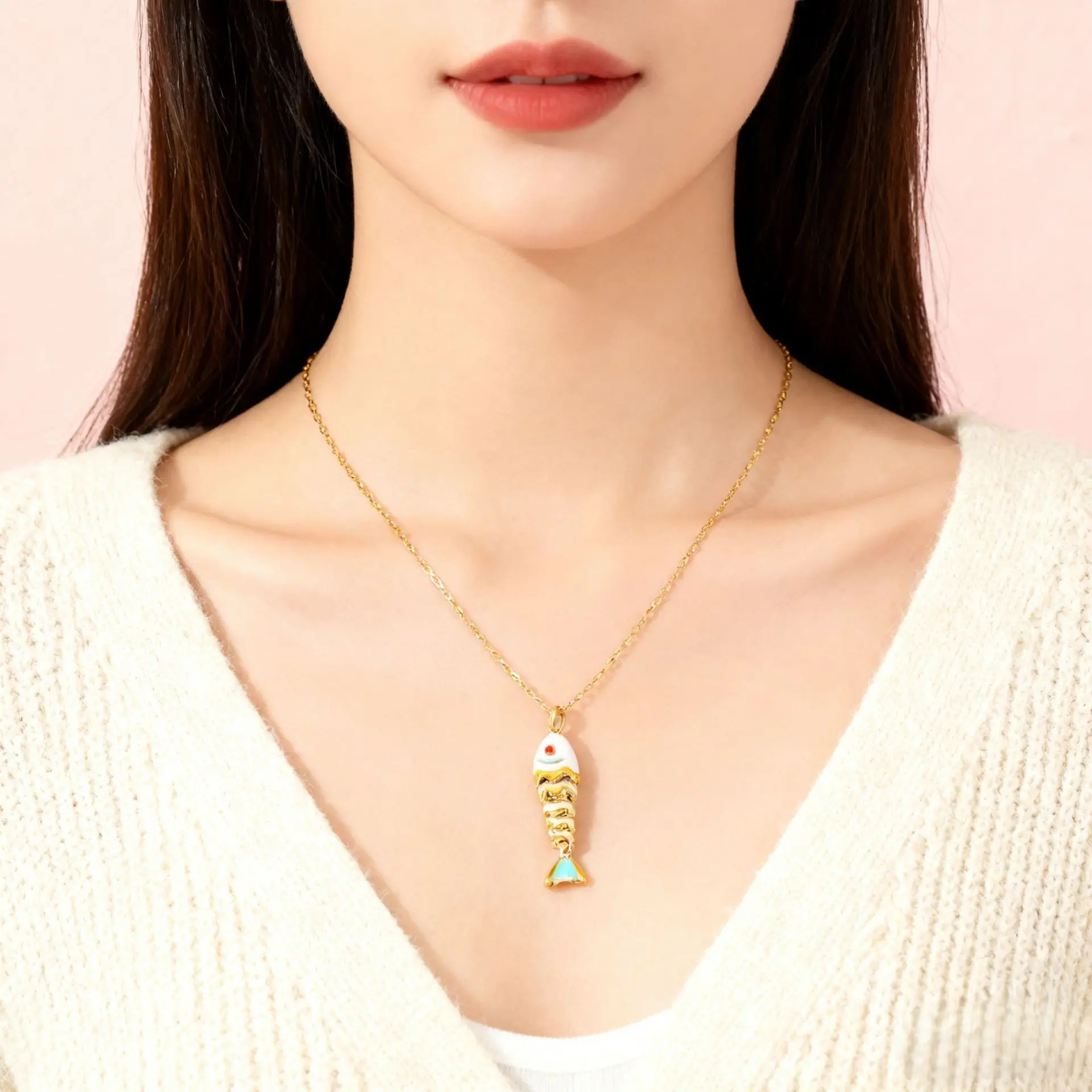 Enamel Colored Dynamic Fish Pendant Necklace for Women Fashion Ocean Element Fish Pendant Vacation Style Statement Neck Jewelry