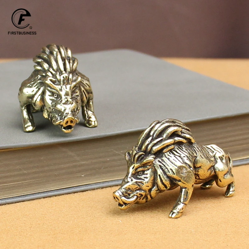 Retro Crafts Copper Small Wild Boar Ornaments Brass Feng Shui Animal Statue Tea Pet Home Decor for Living Room Desk Decorations