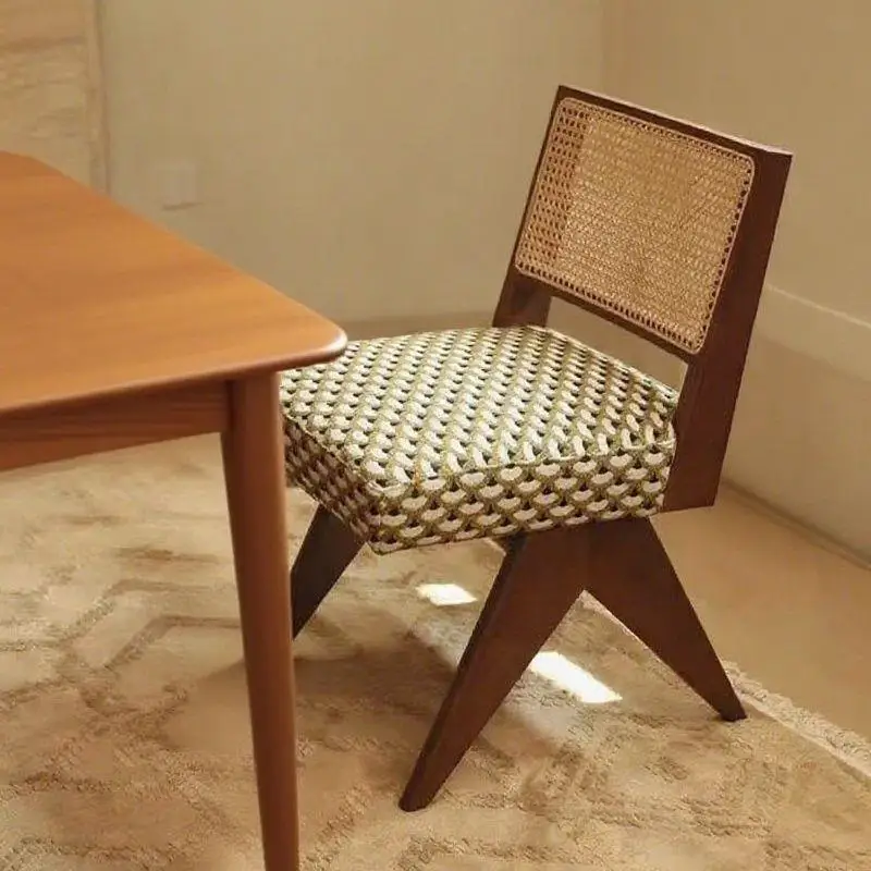 HYS retro dining chair light luxury high-end French homestay rattan chair simple armless restaurant chair solid wood