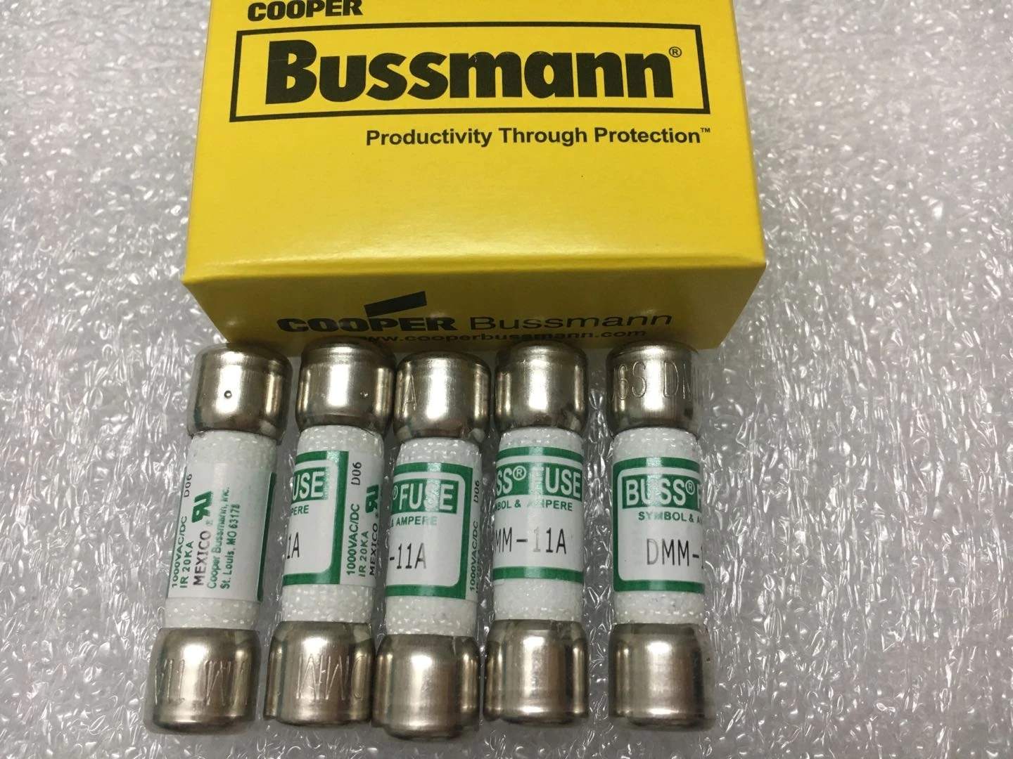 DMM-11AR DMM-11A F15B + F17B + fuse