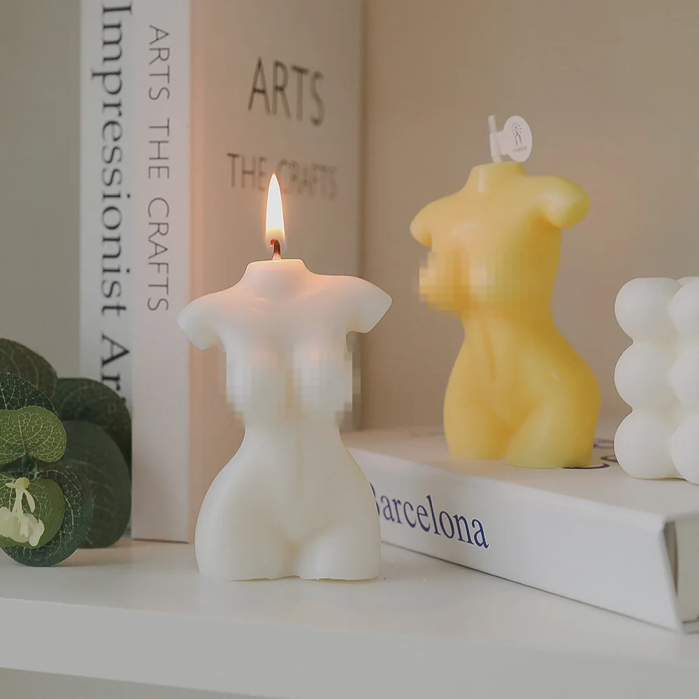 3D Woman Body Shape Scented Candle Emulational Naked Torso Paraffin Statue Fragrance Candle Aromatherapy Room Decoration