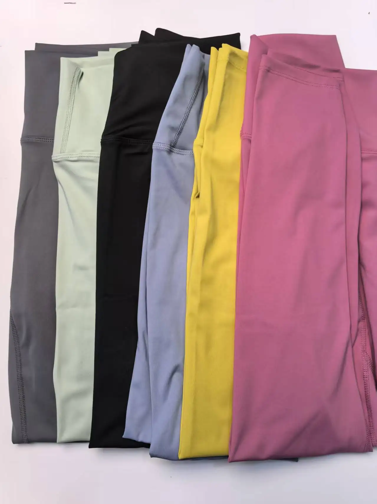 DFCF Pantalones de yoga sin costuras de cintura alta para mujer, leggings deportivos elásticos y transpirables con efecto