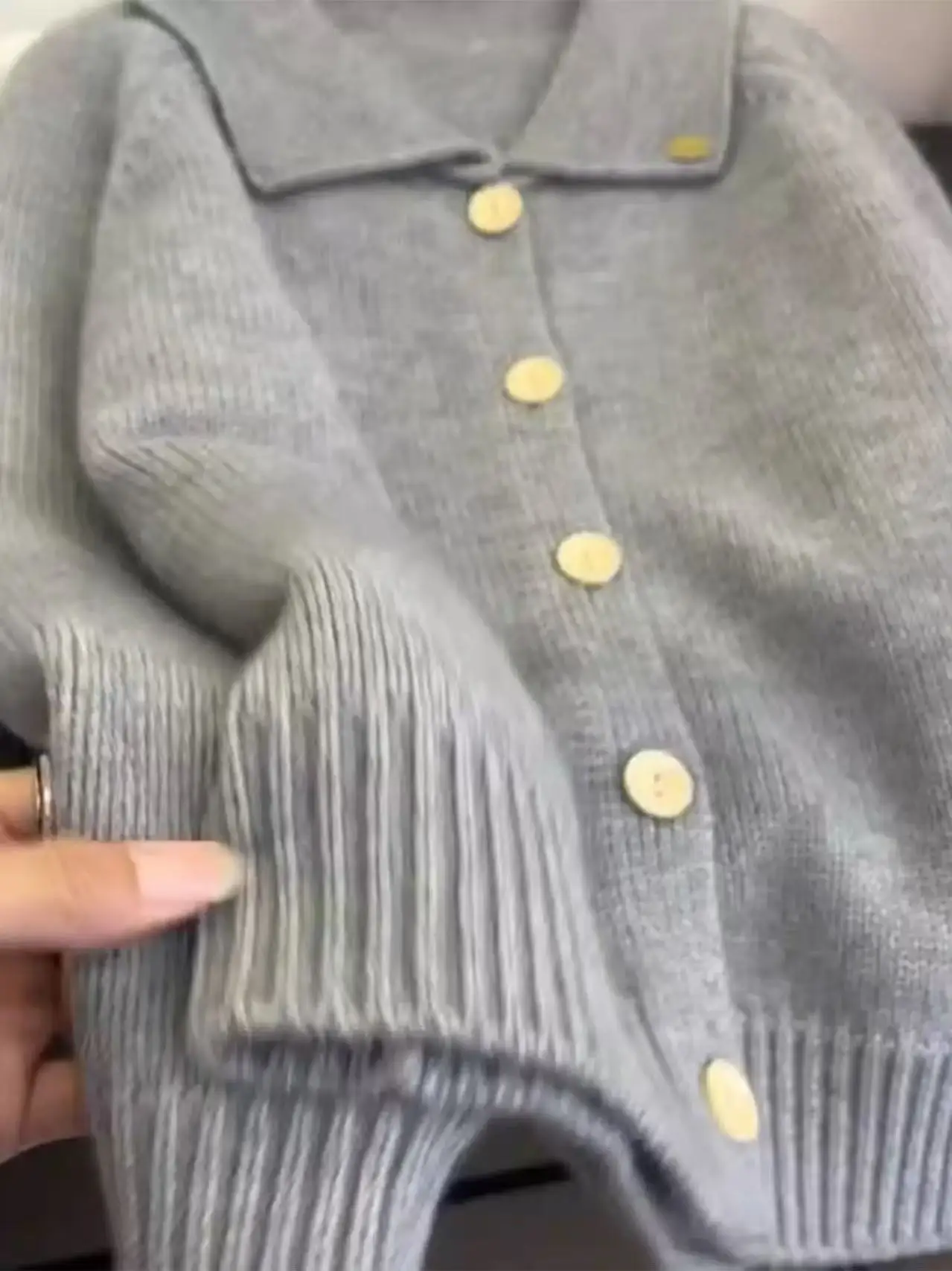 

Autumn and winter new lapel cashmere cardigan women's loose temperament sweater coat sweater solid color POLO top