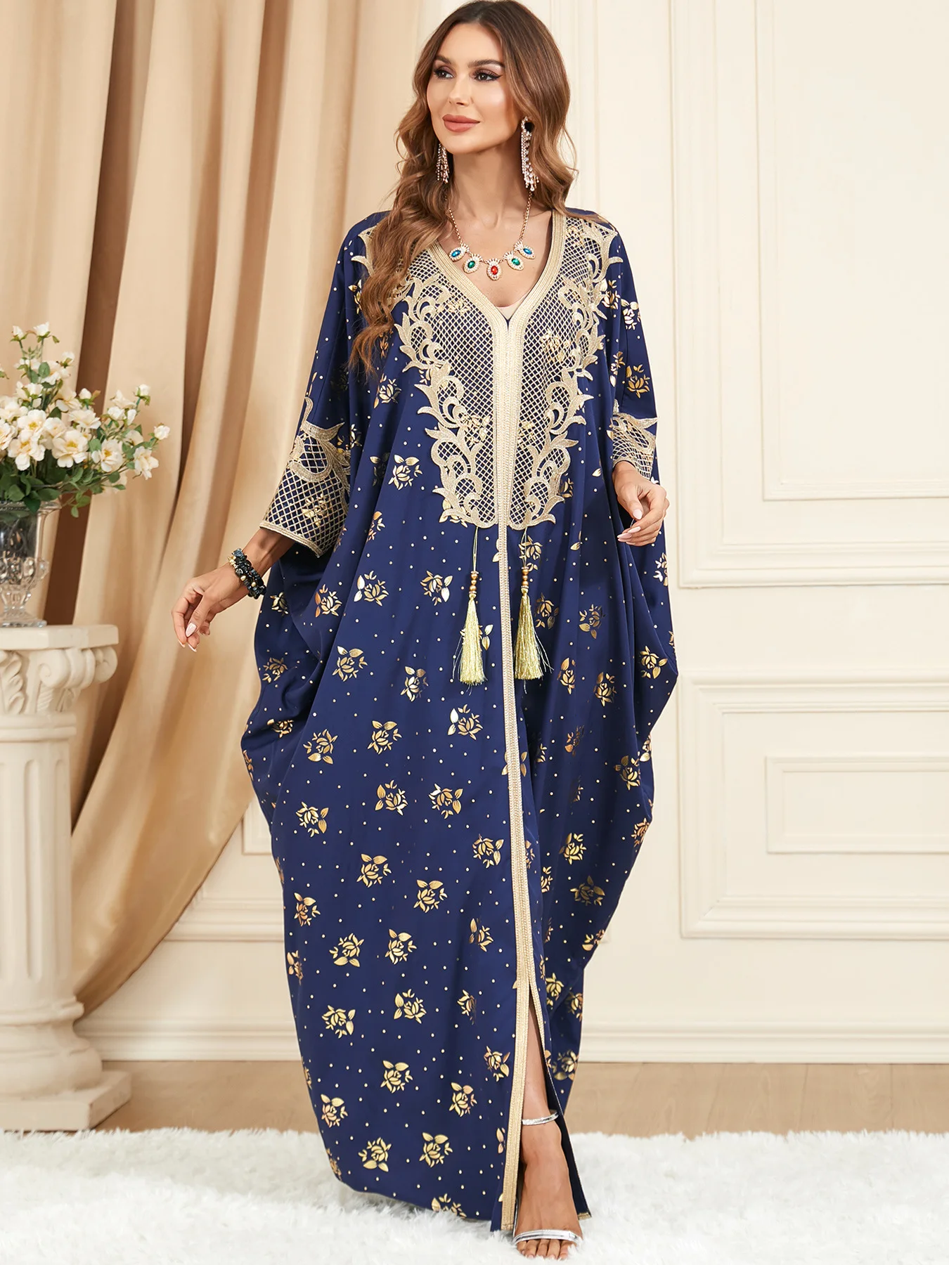 Traditionele jurk, bescheiden, vloerlengte, vleermuismouw, jurken met kwastjes, geborduurde mouwen, jurk voor curvy maten, Ramadan Jalabiya