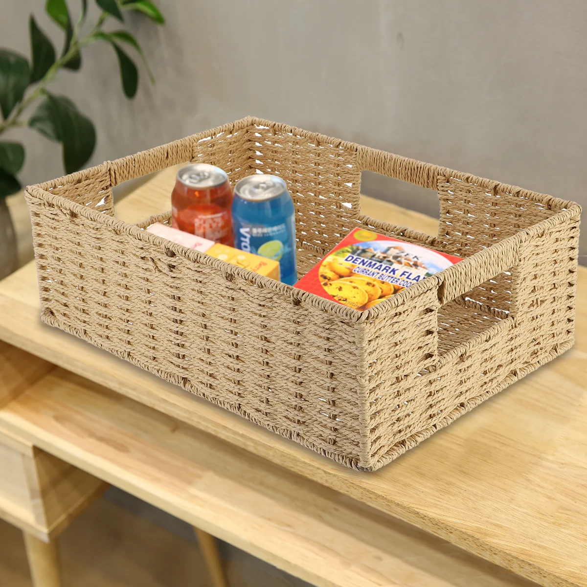 

1Pcs Rattan Weaving Storage Basket Handheld Large Capacity Sundries Laundry Organizer Desktop Storage Bucket Desktop Basket