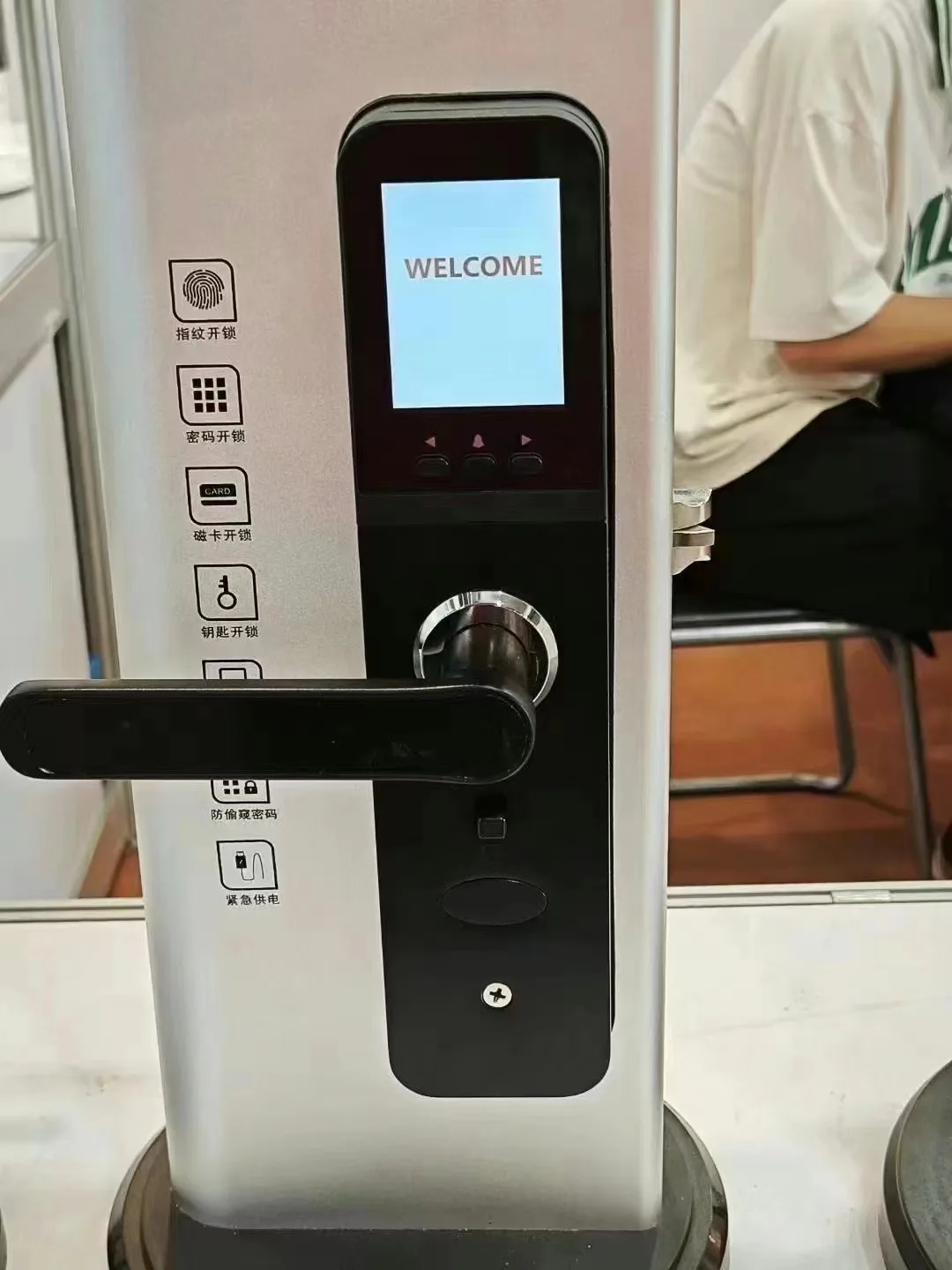 002 Inteligentes Wifi Tuya Smart Life App Controlled Mortise Lock Safe Smart Door Lock with Camera for Steel or Brass Door