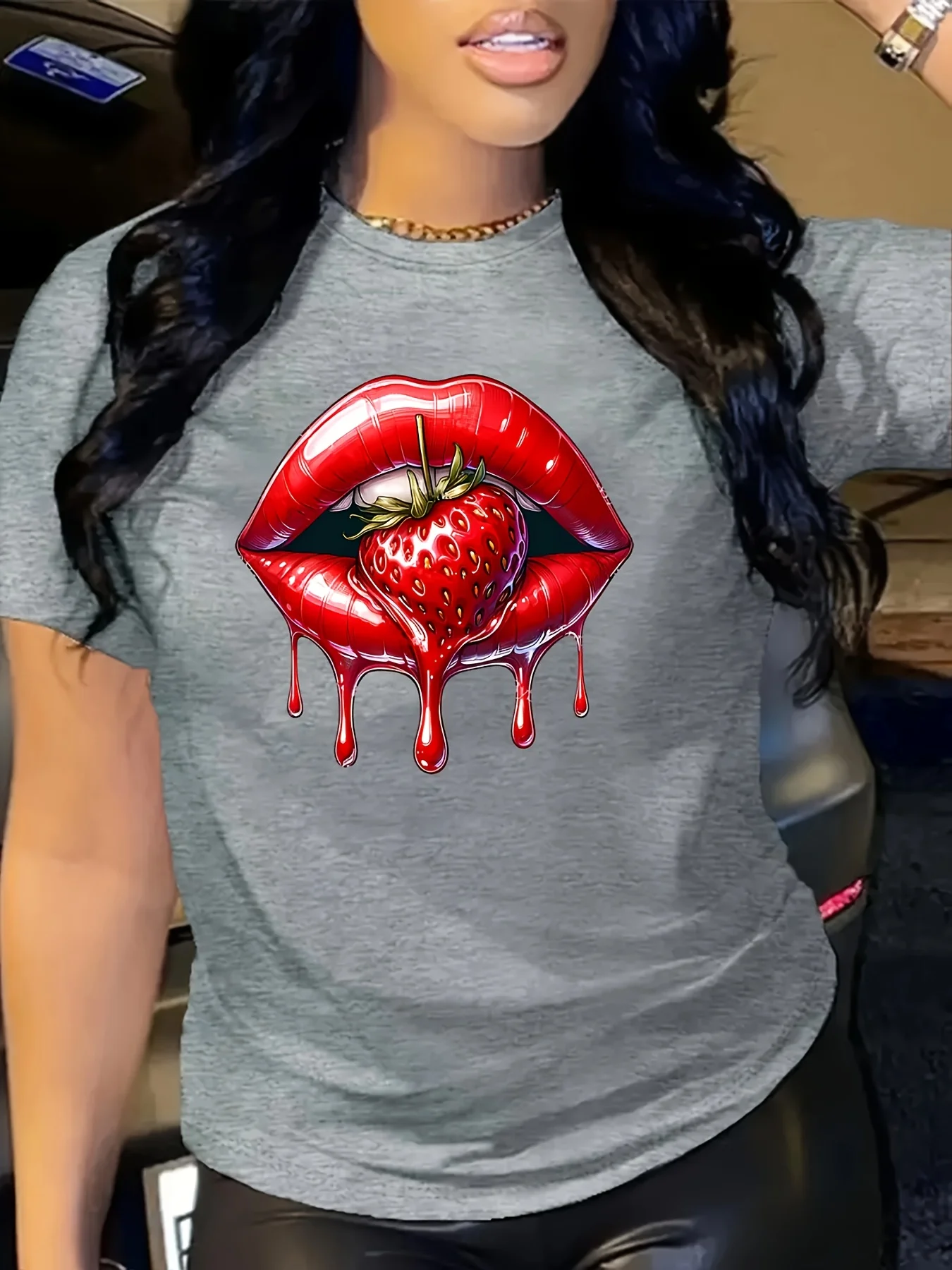 여성용 캐주얼 반팔 티셔츠, 화사한 오렌지색 그래픽 티셔츠, 빨간 입술과 딸기 프린트, 반팔 의류