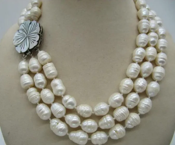 

beautiful 3 ROW 10-12MM NATURAL WHITE BAROQUE PEARL NECKLACE 17-19INCH