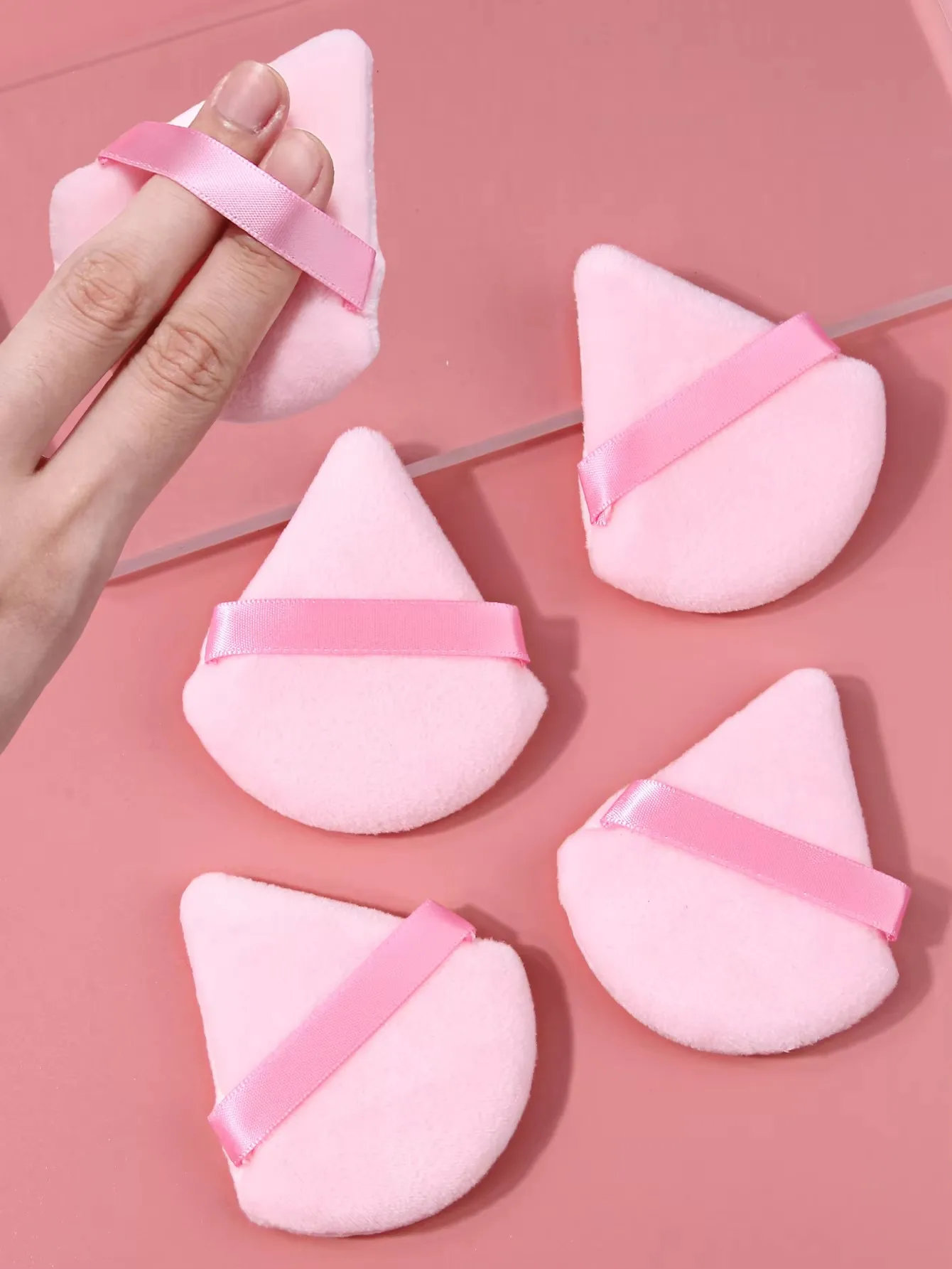 Triangle Makeup Puff, With Ribbon Strap Design, Soft Cosmetic Powder Puff for Loose Powder Setting, Face Beauty Makeup Tools