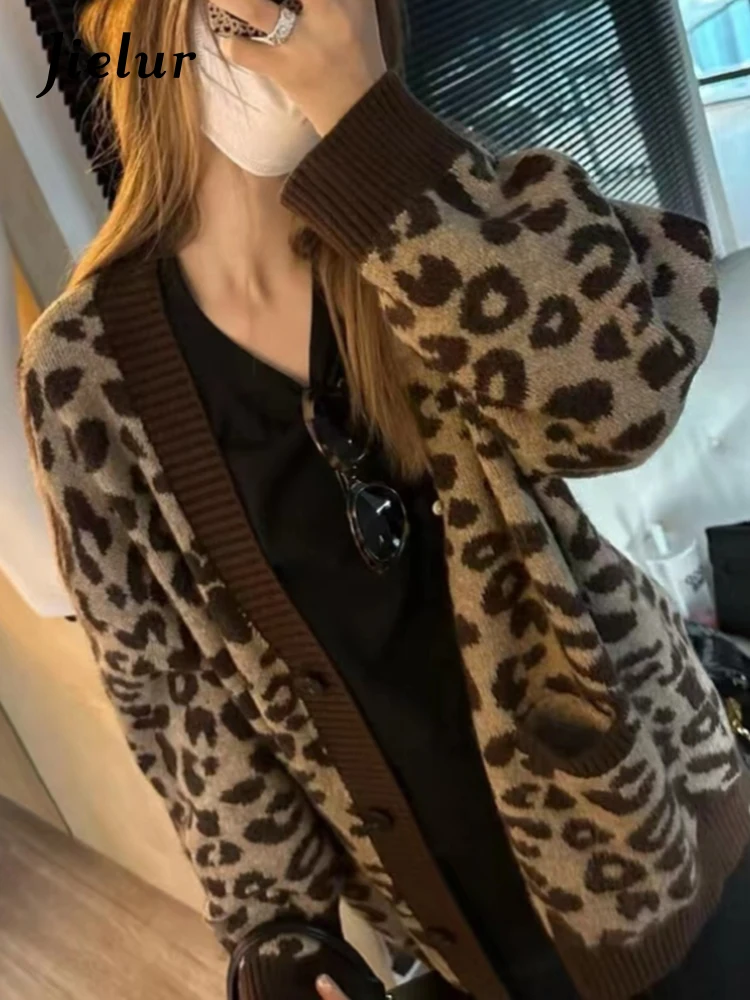 New Chic Leopard Print Contrast Color Loose Simple Women Cardigans Autumn Fashion Single Breasted Vintage Soft Female Cardigans