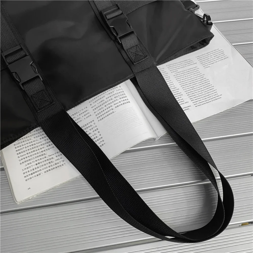 Large Capacity Travel Handbag Fashion Waterproof Solid Color Shoulder Bag Nylon Messenger Bag