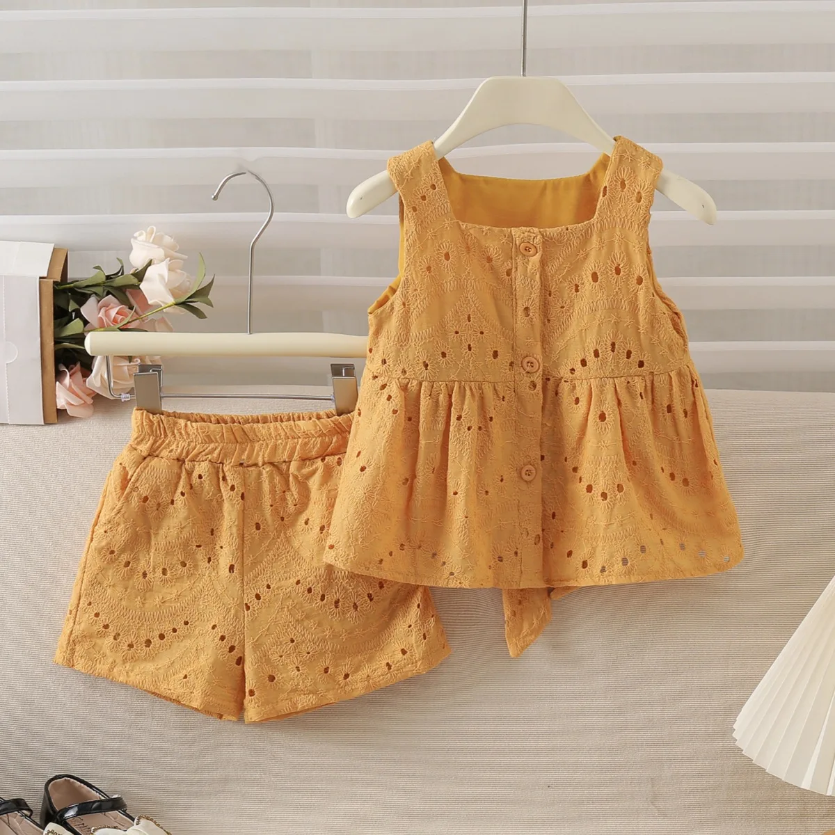 Korean-style Summer Girls Outfit 2-7Y Korean-style Hollowed-out Kids Sleeveless Bow Blouses+Shorts Kids 2Pcs Baby Girl Sets