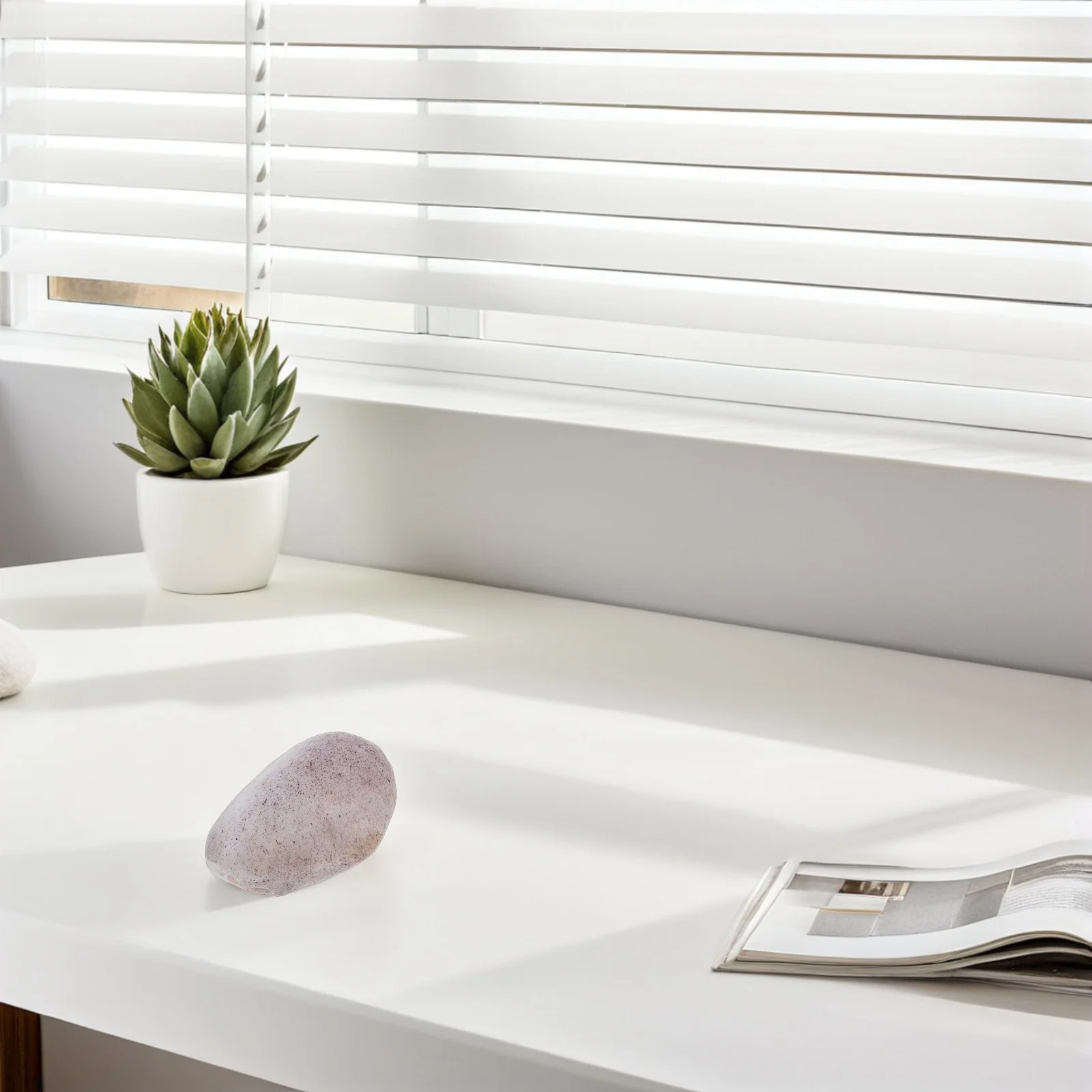 

Simulated Resin Stone Key Storage Box Realistic Outdoor Hidden Key Safe for Garden Office Home Decorative Security Holder