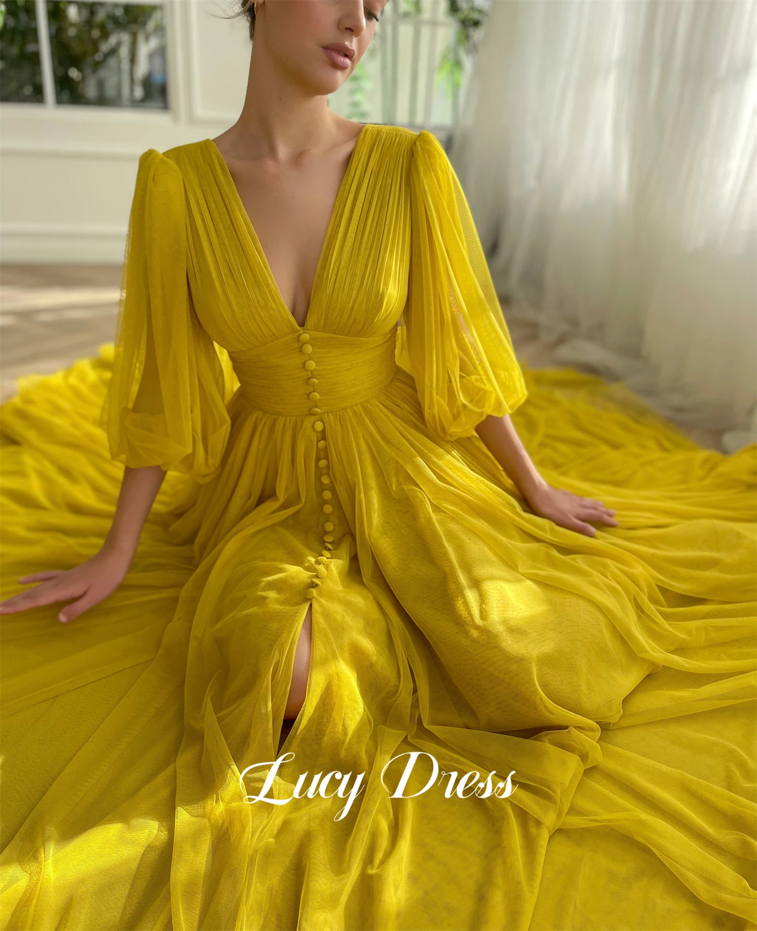 Lucy Yellow V-Neck Graduation Gown, Mesh Party Dress, A Line, Vestidos para ocasiões especiais, Vestidos para ocasiões formais