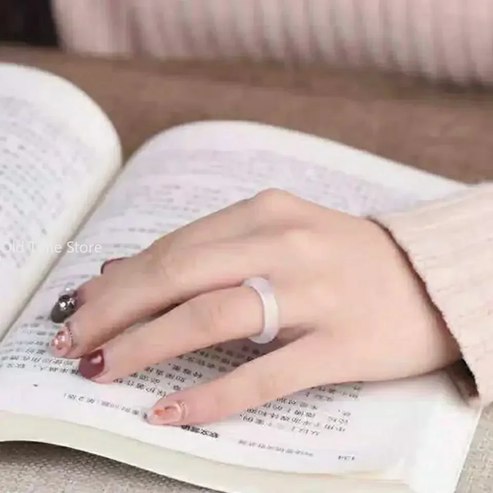 1pc Natural Chalcedony Agate Ring High Ice Jade Ring for Women\'s Fashion Ring Fashion Jewelry Couple Gift