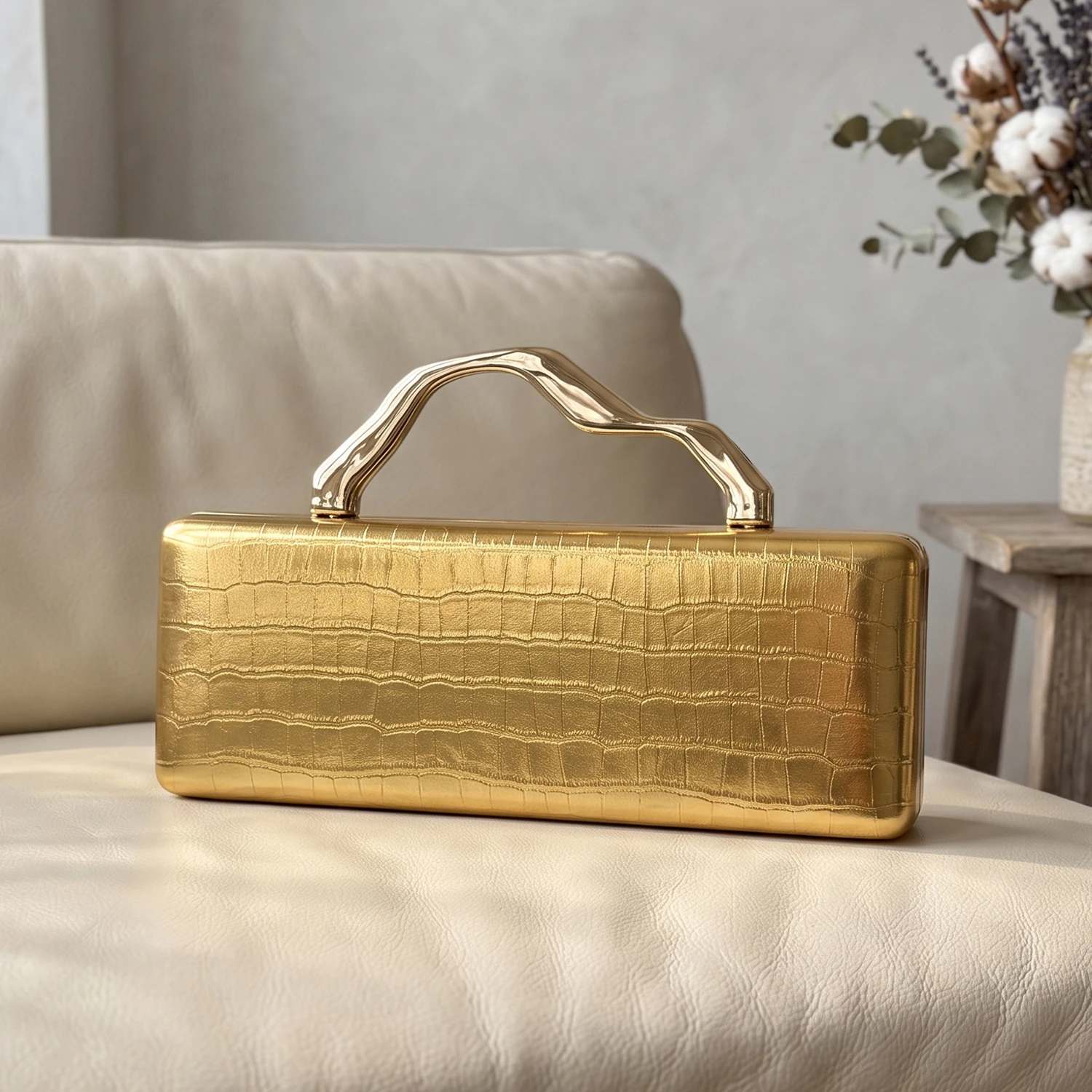 Luxuriöse Abendclutch mit Krokodilprägung in Gold, Damenmode, Party-/Hochzeitstasche, Umhängetasche mit Kette, lange Damenbrieftasche. – Detail 4