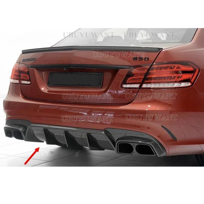 Piastra di scarico della staffa dello Spoiler del labbro del diffusore del paraurti posteriore dell\'auto in fibra di carbonio per Mercedes Benz