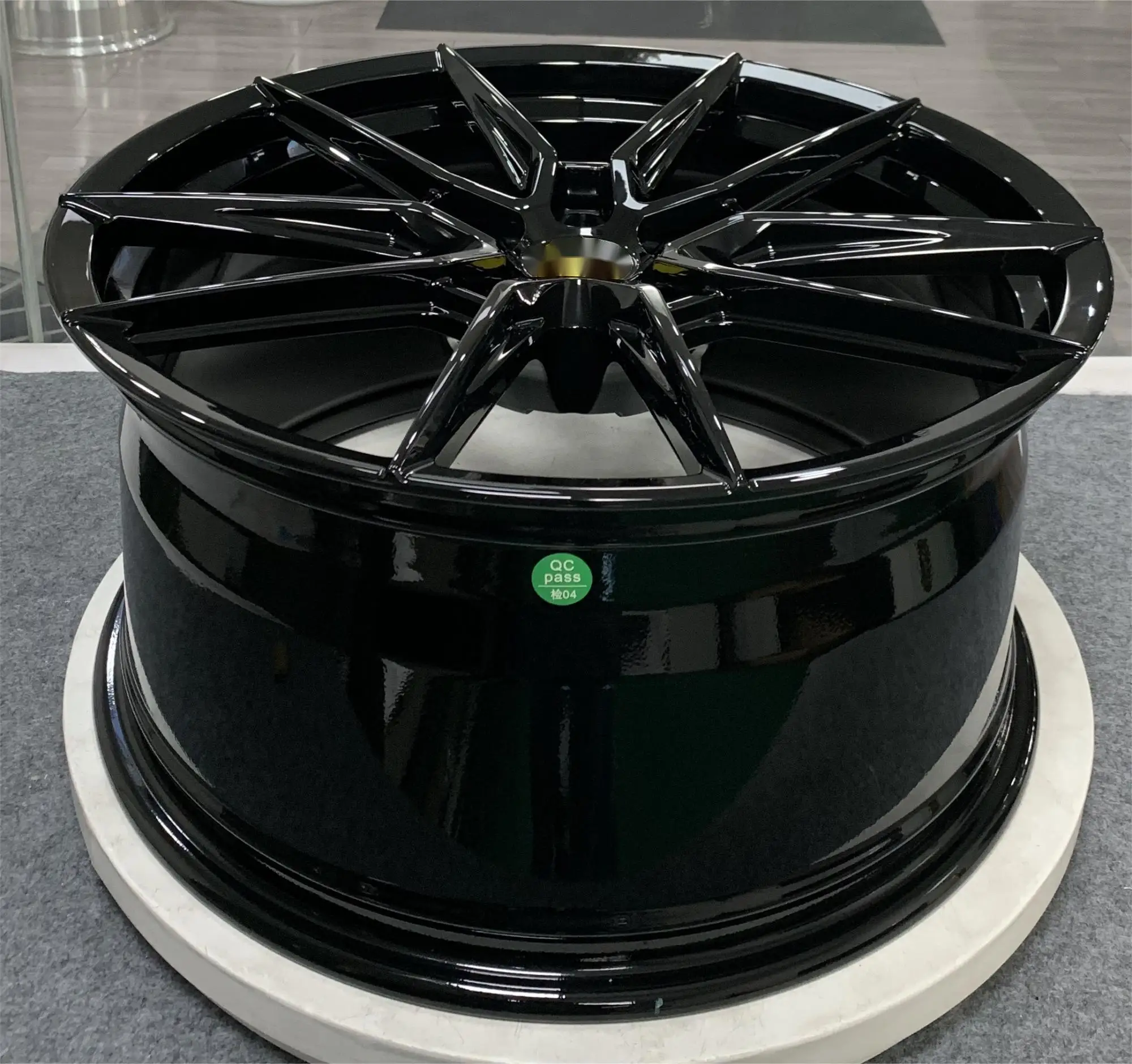 لون أسود غير لامع مزورة 15 16 17 18 19 بوصة 5 تكلم عجلات ألومنيوم مزورة