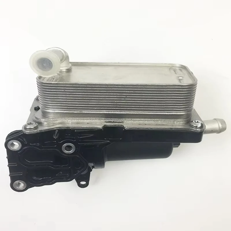 

Auto Parts Accessories Genuine Engine Oil Cooler for Mercedes Benz CLA GLA 180 200 220 250 4-MATIC a 180 200 220 OE 2465010501