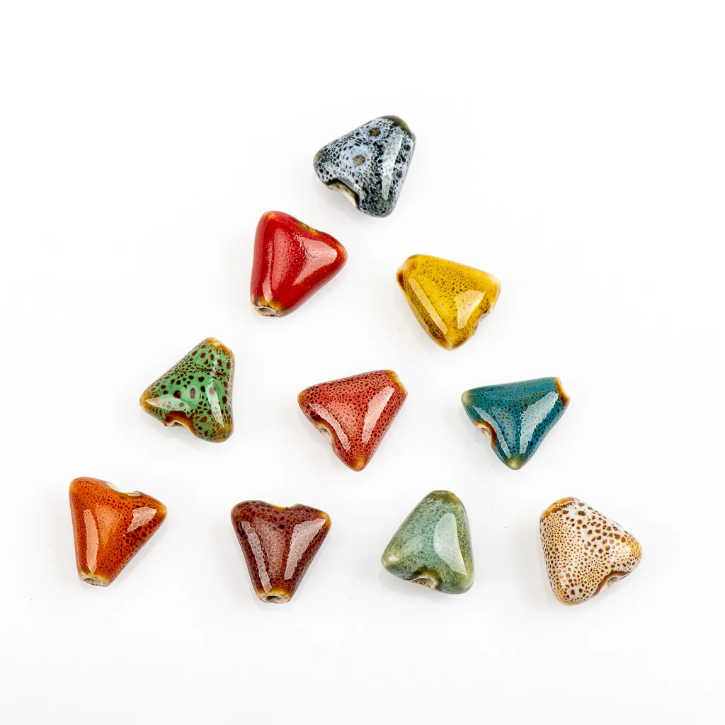 16# 20pcs Triangle Shape DIY Ceramic beads string sell by bags China Ceramics beads 20pieces/lot #A514C