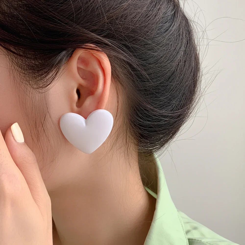 Cute Acrylic Love Heart Candy Color Earrings for Women Korea Style Heart Exaggerated Big Stud Earrings Party Jewelry Accessory
