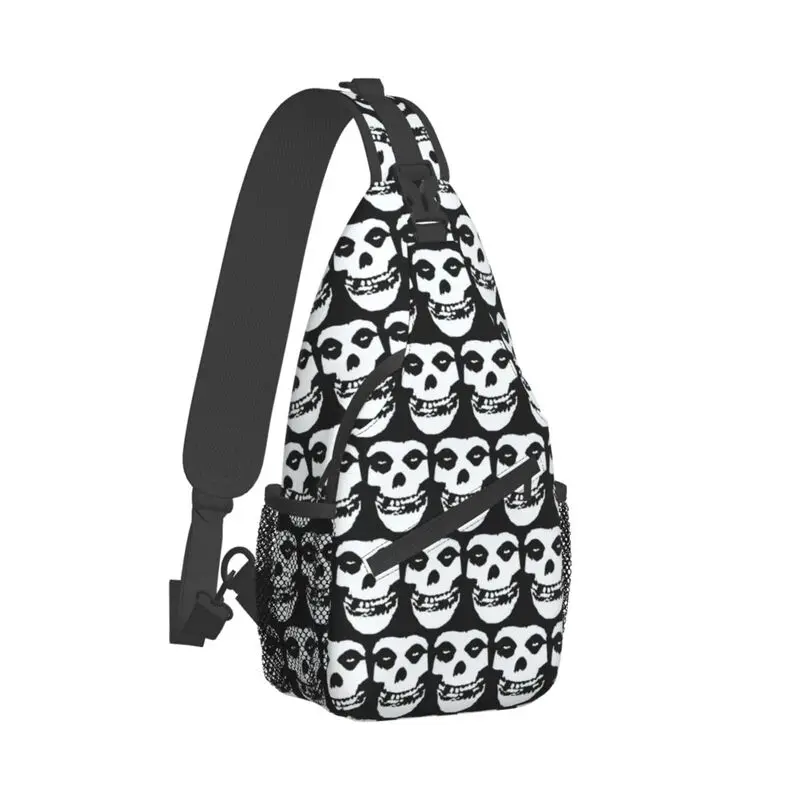 Bolsa de peito crossbody estilingue masculina, desajustados de horror, cara caveira, legal, punk rock, música, mochila de ombro para viagem, ciclismo