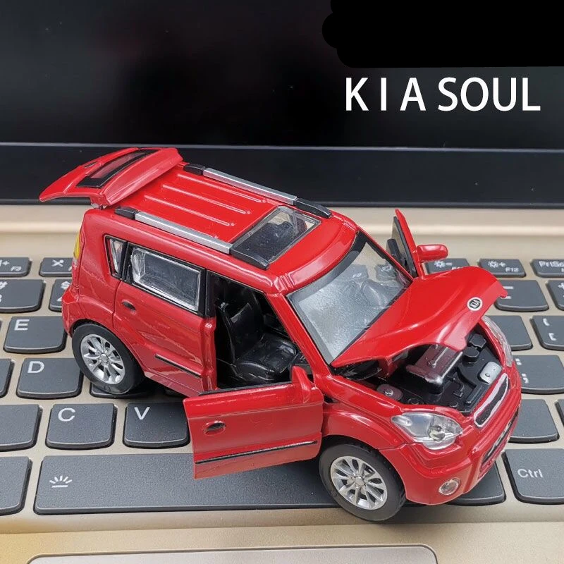 1:32 KIA SOUL Alloy Car Model Diecast Metal Toy Vehicles Car Model High Simulation Sound and Light Collection Childrens Toy Gift