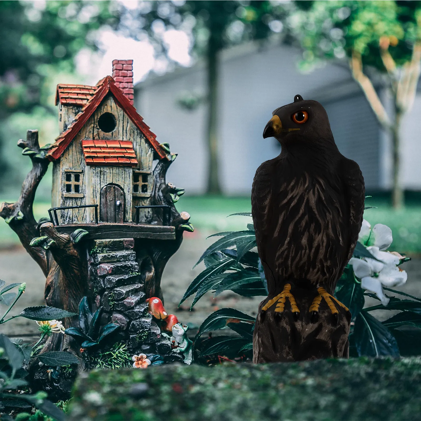 

1 шт. Садовая скульптура орла в натуральную величину из смолы, уникальная креативная статуя для декора двора и сада, уличная статуя орла для дома