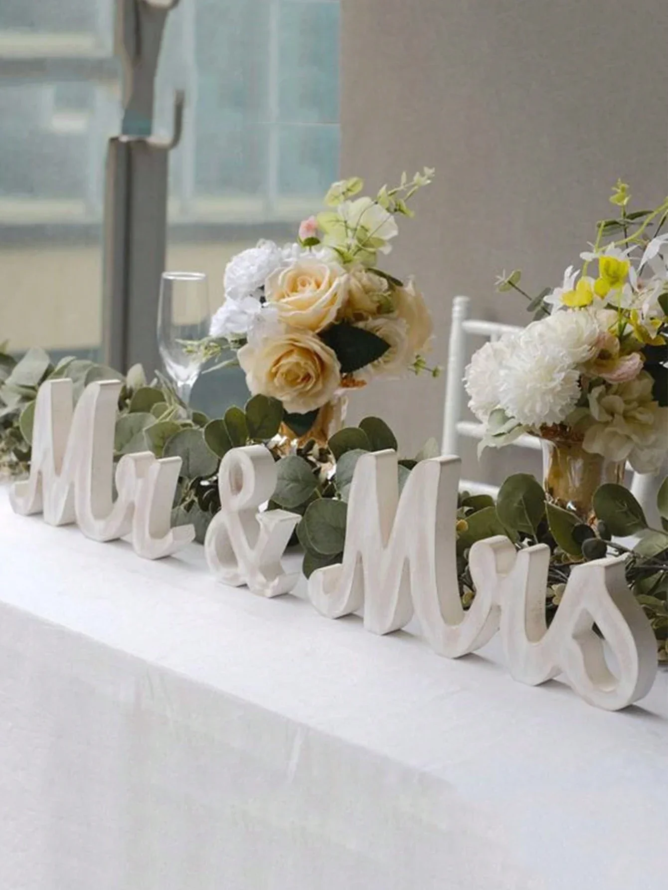 Decoración de letrero de Mr & Mrs De madera blanca para fiesta de boda, mesa de recepción y decoración del hogar/Hotel, 3 piezas por juego