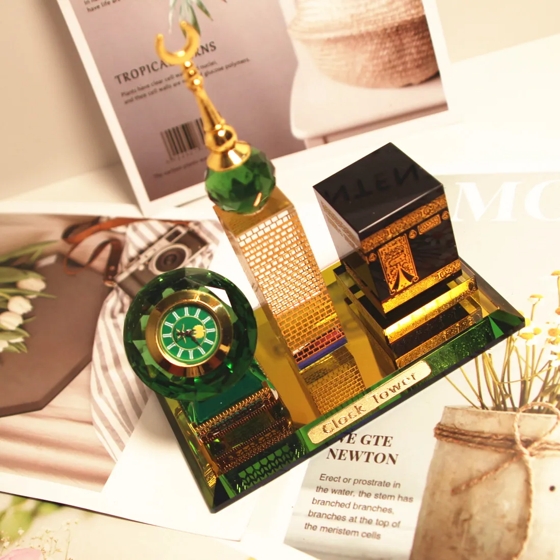 Three-piece landmark resin clock crystal ornament set, gifts for visiting Muslim families moving into new homes