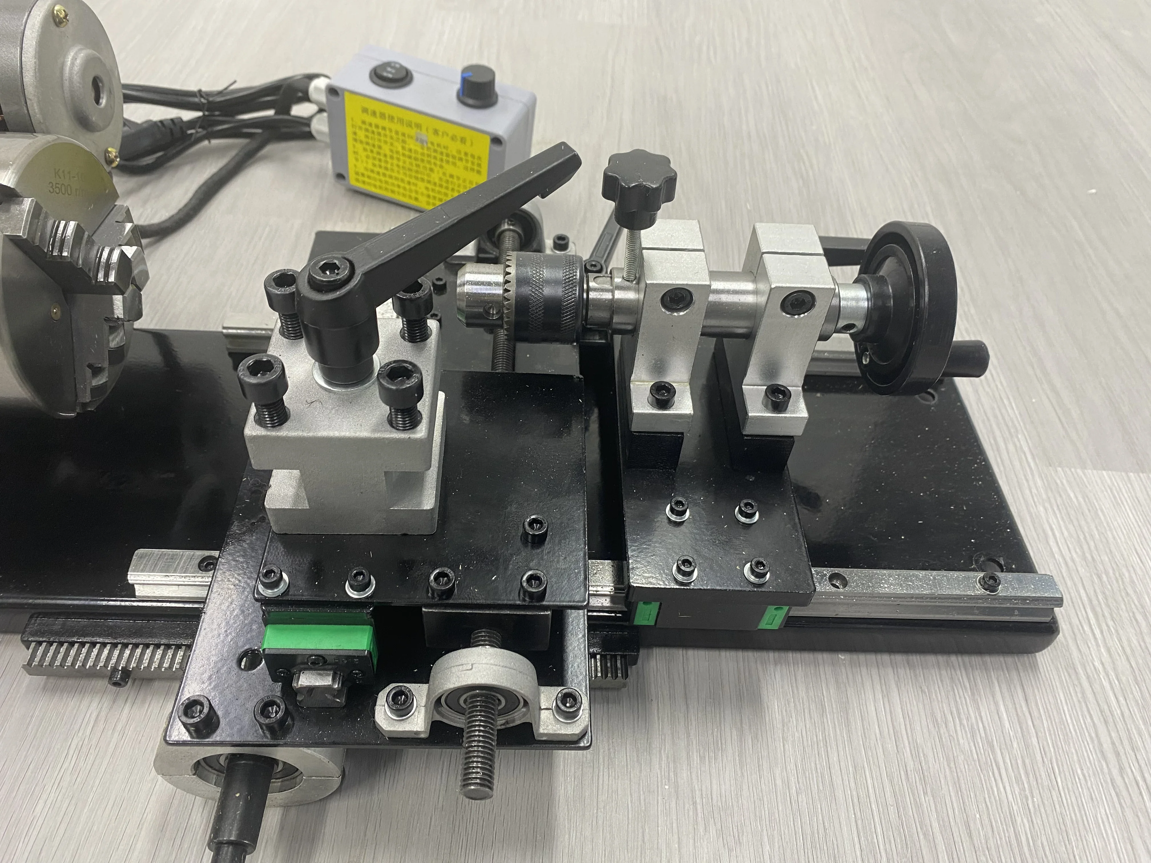 

2024 Popular FS-7075D Lathe Machine Variable Speed Billiard Cue Snooker Pool Repairing