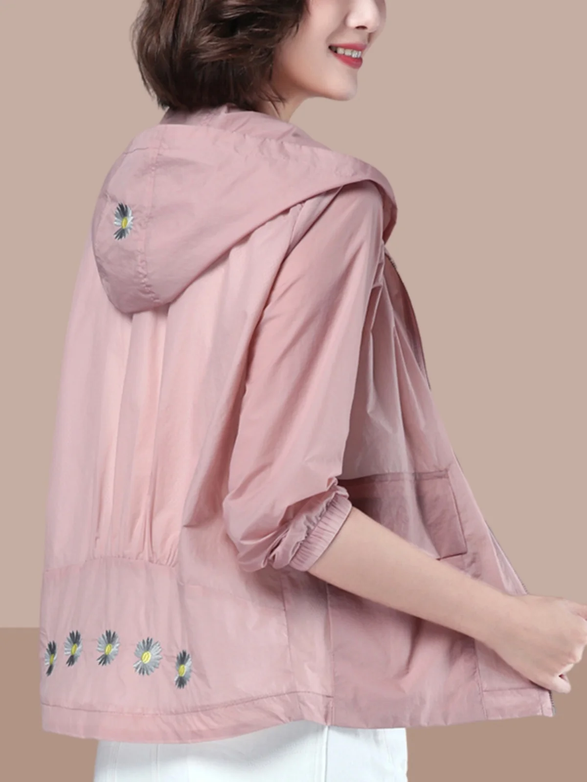 

Women's ort Loose Fit Breathable Summer Thin Sun Protection Coat Casual Versatile Hooded plus Size Mid-Year Mom's Wear